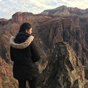 Meet your Posher, Emily